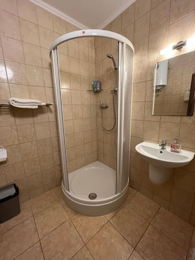 M&M Apartment, Free Parking Karlovy Vary Luaran gambar